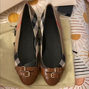 Burberry Women's Tan and Black Checkered Loafers